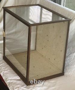 VINTAGE 1970s NISHI WOOD GLASS TABLE TOP DISPLAY / DOLL CASE MAHOGANY FINISH