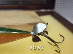 VINTAGE SHAKESPEARE #33 LURE SEE THRU HARDWARE WithWOOD DOVE TAIL BOX-DISPLAY CASE