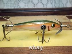 VINTAGE SHAKESPEARE #33 LURE SEE THRU HARDWARE WithWOOD DOVE TAIL BOX-DISPLAY CASE