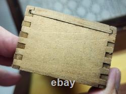 VINTAGE SHAKESPEARE #33 LURE SEE THRU HARDWARE WithWOOD DOVE TAIL BOX-DISPLAY CASE