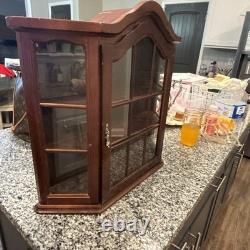 VINTAGE WOOD CURIO CABINET GLASS DISPLAY CASE WALL MOUNT or TABLETOP 20x23x6