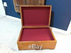 Vintage /Antique Wood Wooden Display Box Case With Further Pull Drawer Display