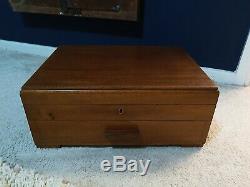 Vintage /Antique Wood Wooden Display Box Case With Further Pull Drawer Display