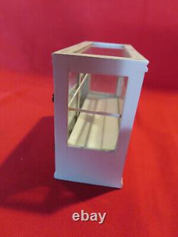 Vintage Bespaq miniature dollhouse Belmont display case cabinet 112