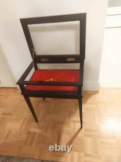 Vintage Bombay Company Display shadow Box End Table Wood Glass Curio Case