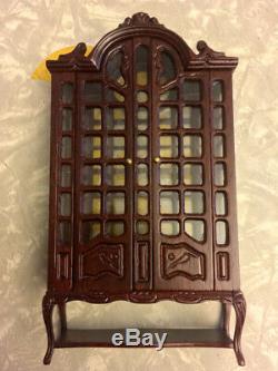 Vintage Dollhouse FANTASTIC MERCHANDISE CURIO DISPLAY CASE CHINA CABINET New