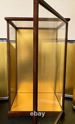 Vintage Japanese Display Glass Case Brown Wood Frame Doll Geisha H21.1 W12.7in