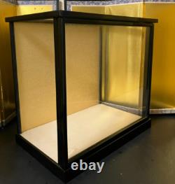 Vintage Japanese Display Glass Case Wood Frame Doll Geisha H14.1 W14.9in