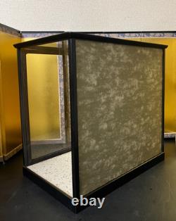 Vintage Japanese Display Glass Case Wood Frame Doll Geisha H14.5 W14.9in