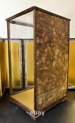 Vintage Japanese Display Glass Case Wood Frame Doll Geisha H21.6 W12.6in