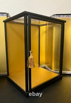 Vintage Japanese Doll Display Glass Case Geisha Wood Frame H 15.3 W 12 in