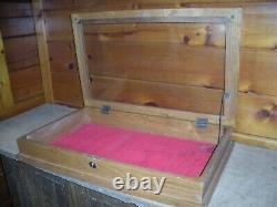 Vintage Solid Oak DISPLAY CASE / Very Nice Solid Case