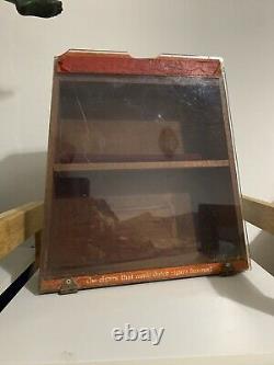 Vintage Willem II Cigars Shop Tabaconist Display Case Box