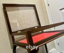 Vintage Wood and Glass Side/End Table Display Case