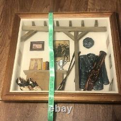 Vintage diorama / display case about Golf Scene wood glass -3D