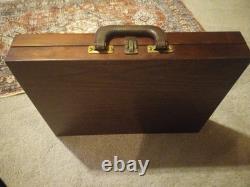 Wood Tabletop Trade Show Portable Double Glass Display Case 17 X 2 3/4 X 13